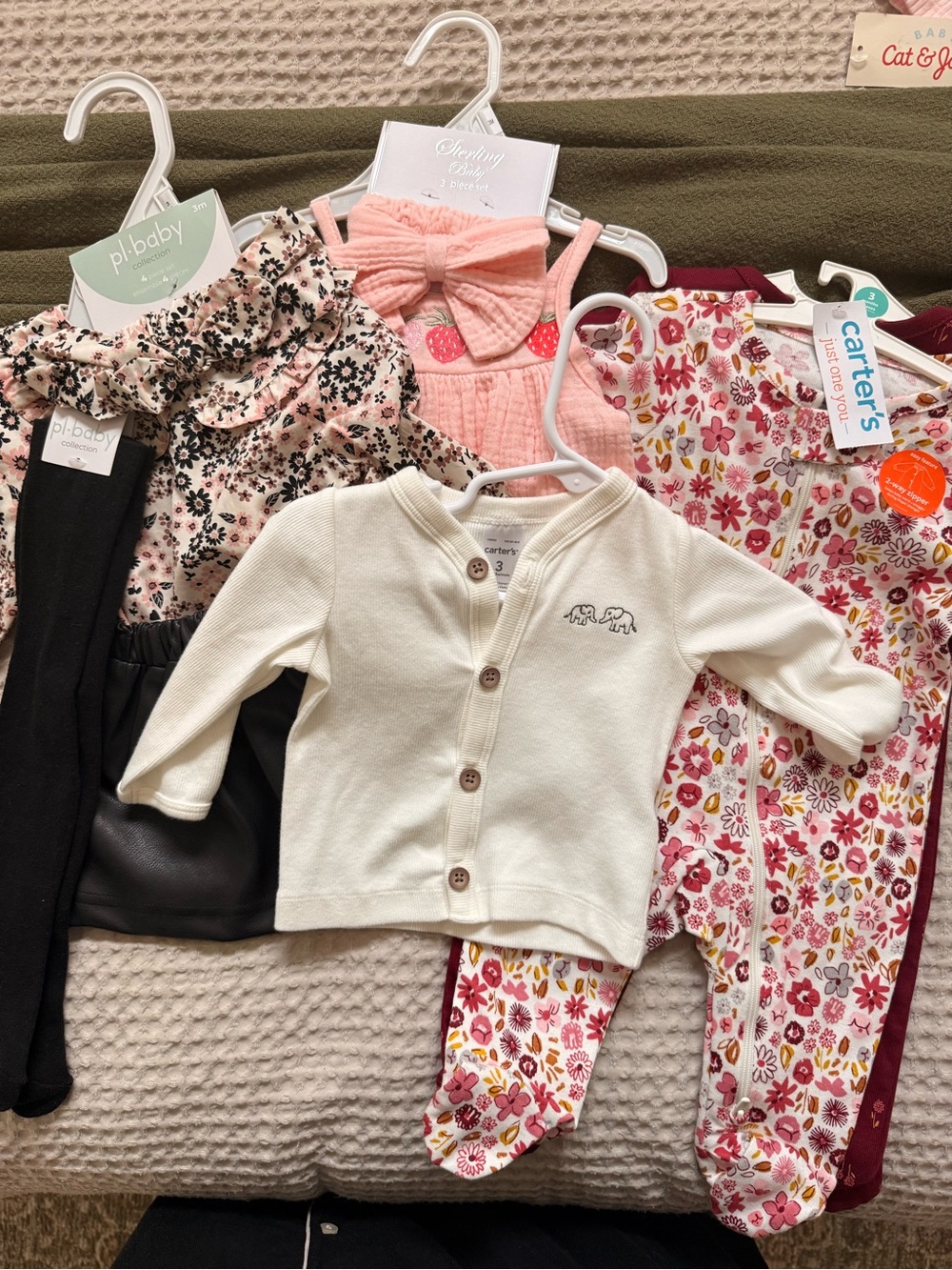 Bundle of 4 baby girl outfits